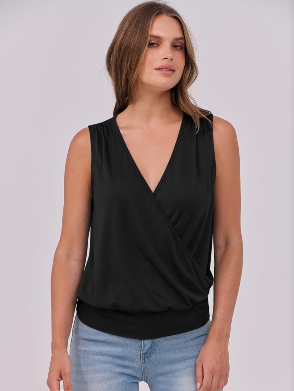 NWT Women’s Black Sleeveless V neck Top Black Size XL - Picture 5 of 6